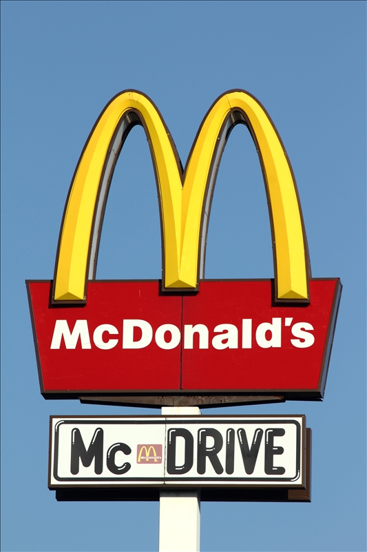 Mcdonalds-Sign-2266343